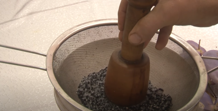 Має відділитися максимально желейна маса